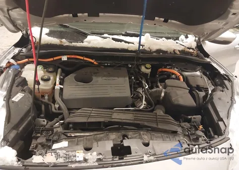 2020 Ford Escape Titanium Hybrid from USA, damaged, VIN 1FMCU9DZ0LUB26561